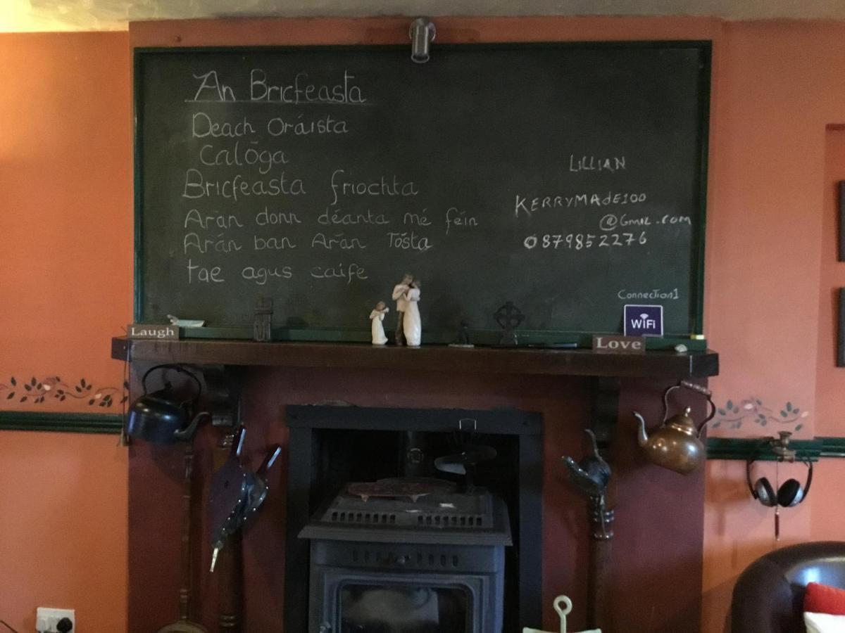 The Old School House B&B แบลลินสเกลลิกส์ ภายนอก รูปภาพ