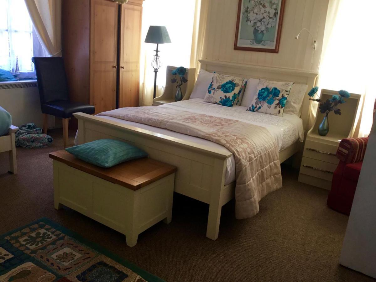 The Old School House B&B แบลลินสเกลลิกส์ ภายนอก รูปภาพ