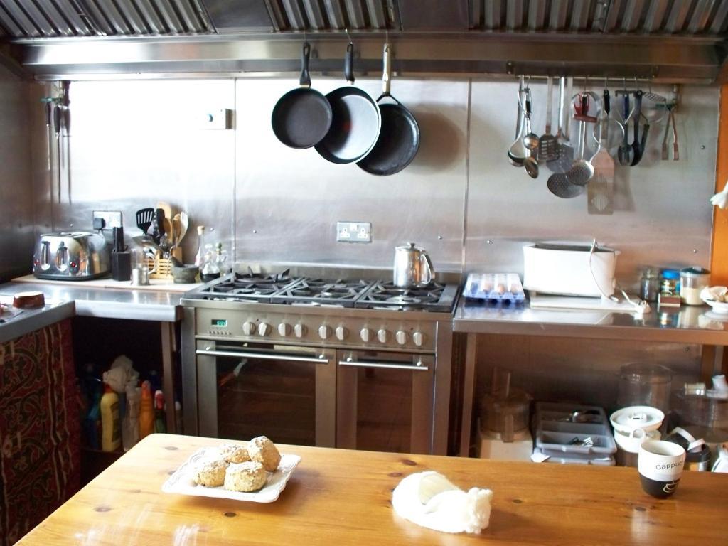 The Old School House B&B แบลลินสเกลลิกส์ ภายนอก รูปภาพ